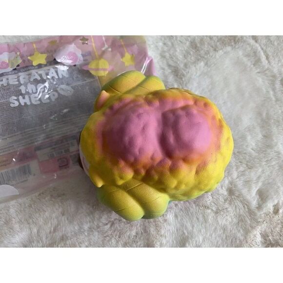Japan iBloom Rainbow Sheratan The Sheep LIMITED EDITION Squishy Toy - Picture 6 of 16